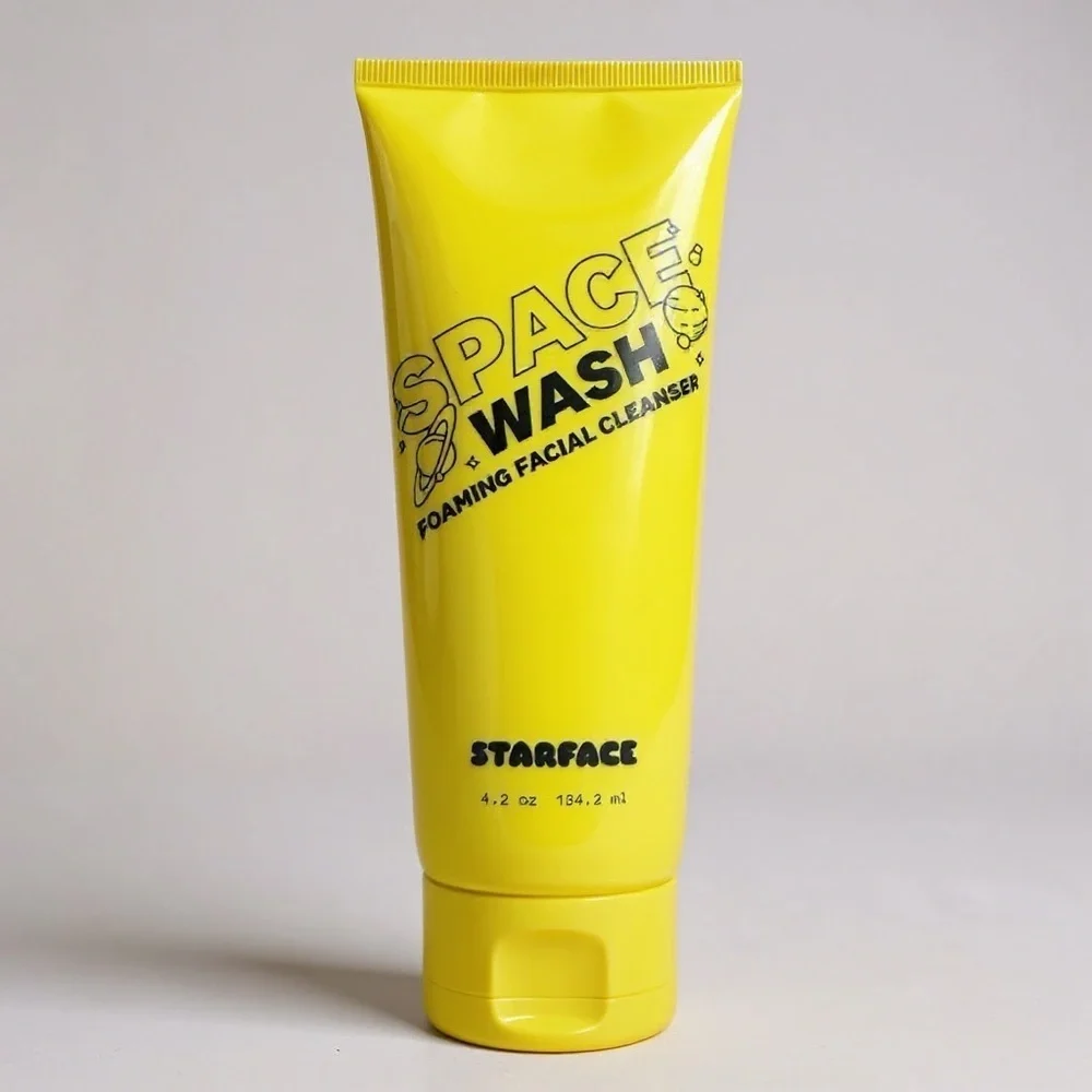 263 Starface | NWT USA Space Wash Foaming Facial Cleanser (Size 4.2 oz/124.2 ml)